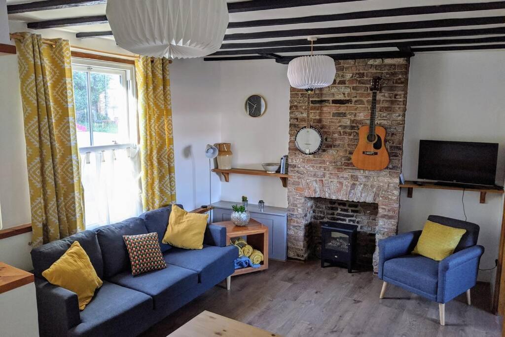 200 Year Old Large Townhouse With Sea Views Villa Scarborough Exterior photo